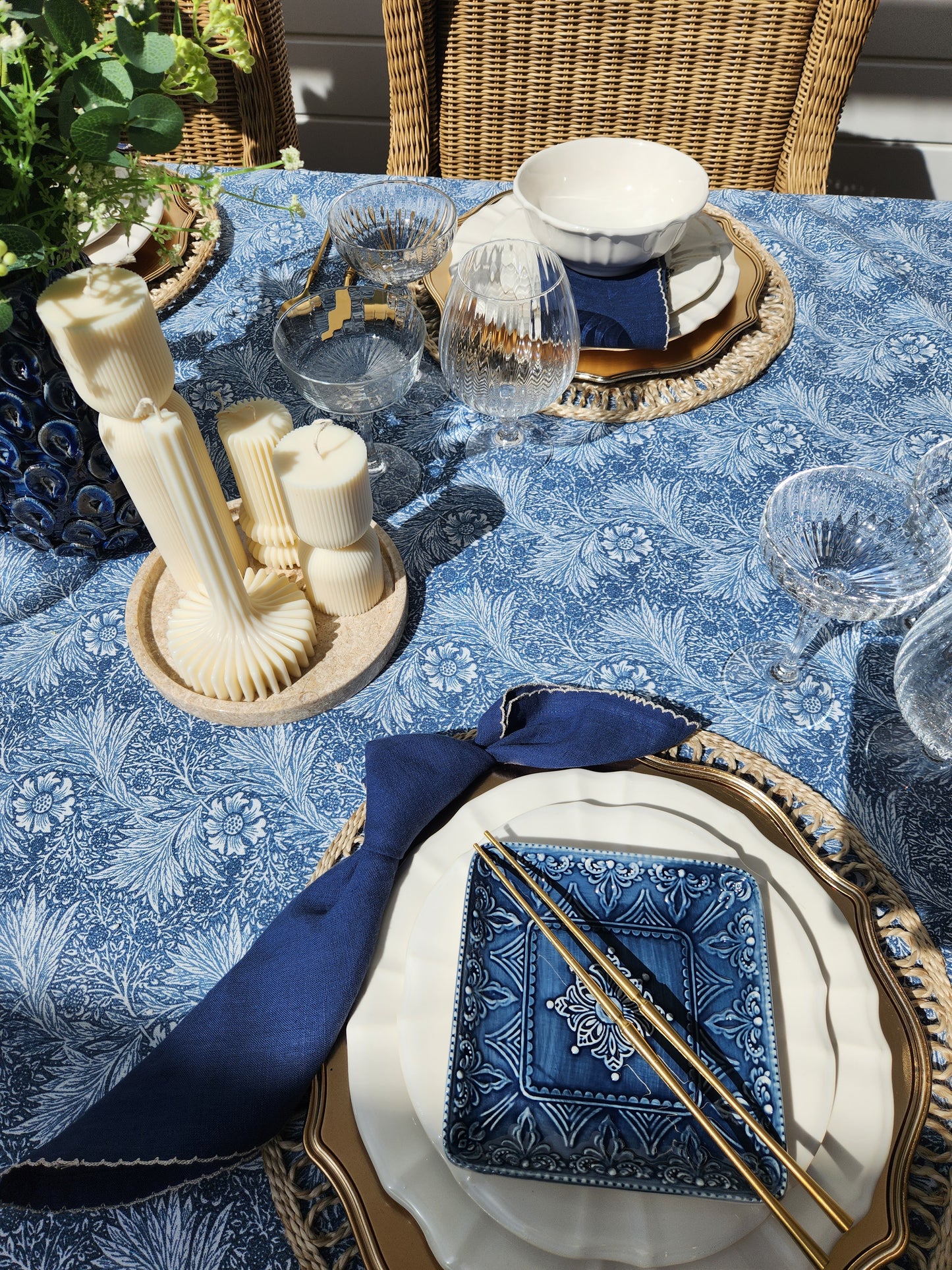 Patina Scalloped Napkin Set/4 Navy