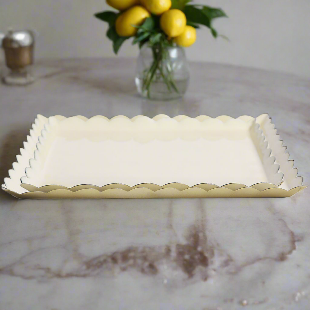 Bazaar Scallop Square Tray (Set of Two)