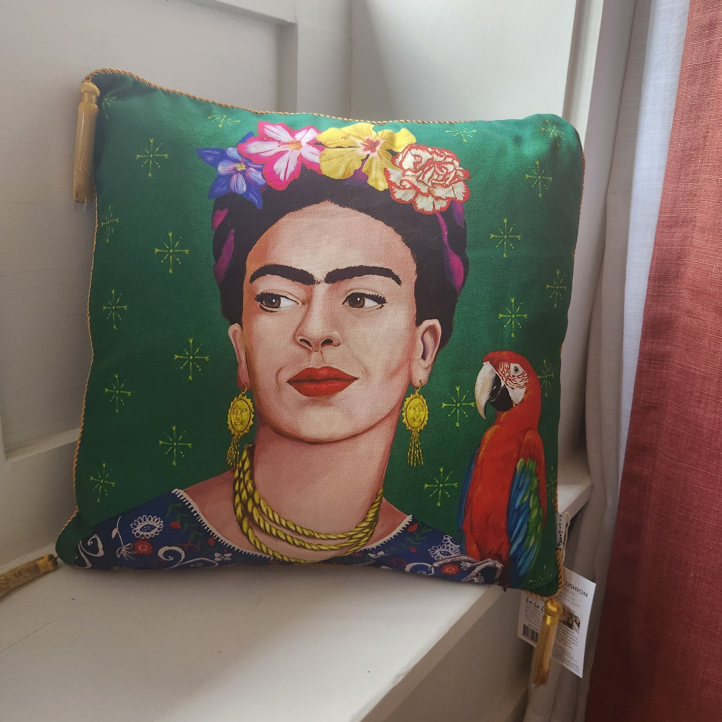 Cushion Tribute Frida