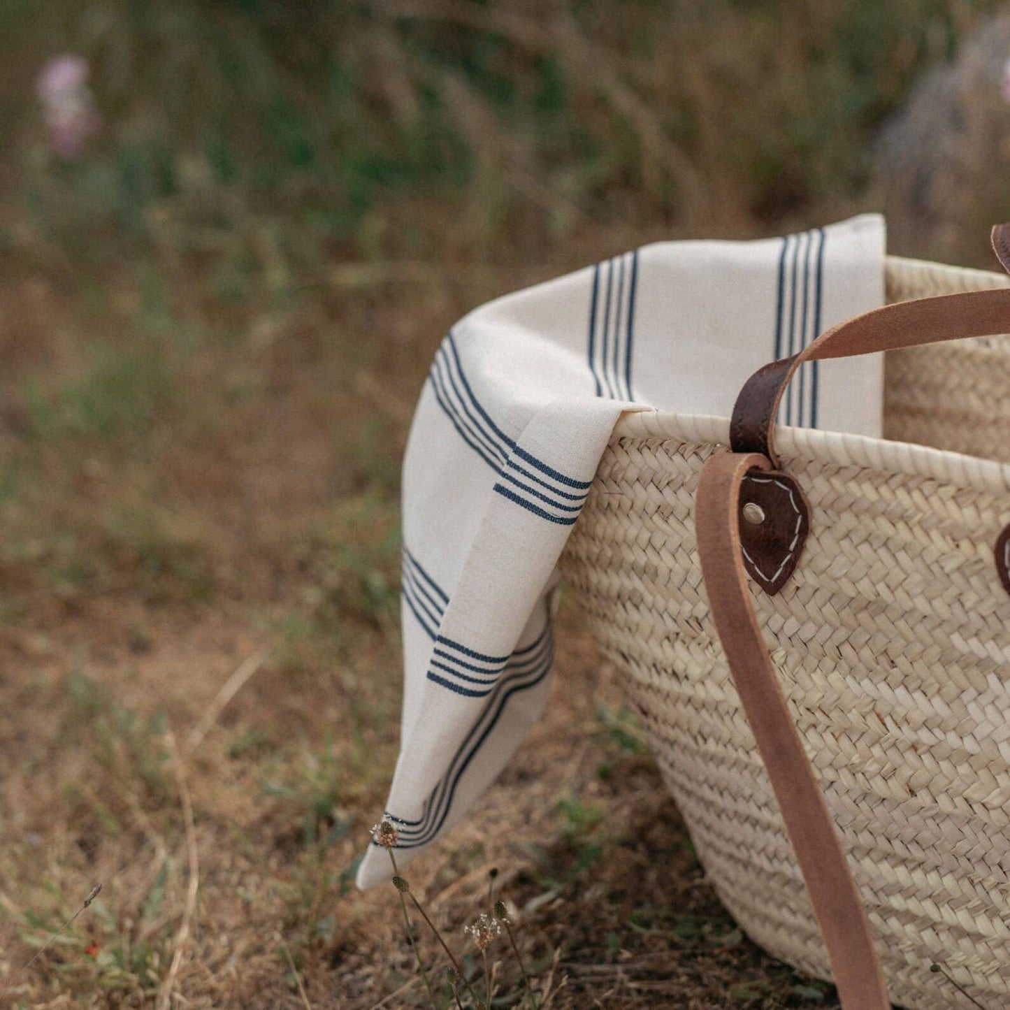 STRAW BAG Handmade with leather - French Market Basket