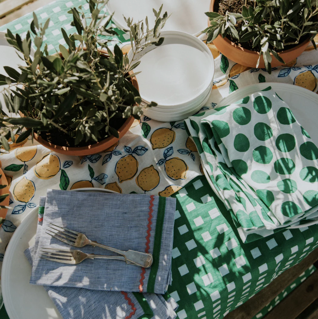 Bright Threads Gingham Green Tablecloth Bright Threads